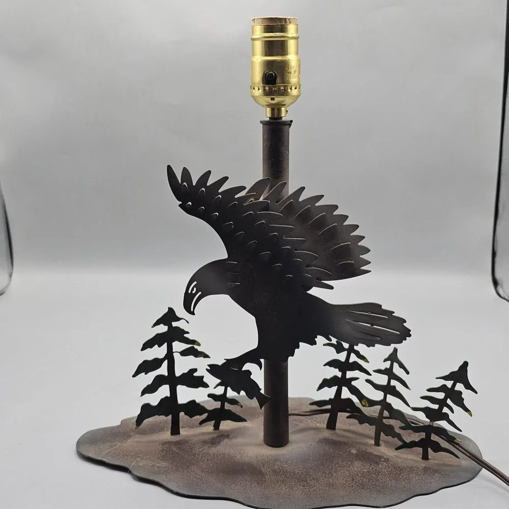 Vintage Metal Rustic Eagle Landing Pine Tree Table Lamp Mancave Cabin Minimalist